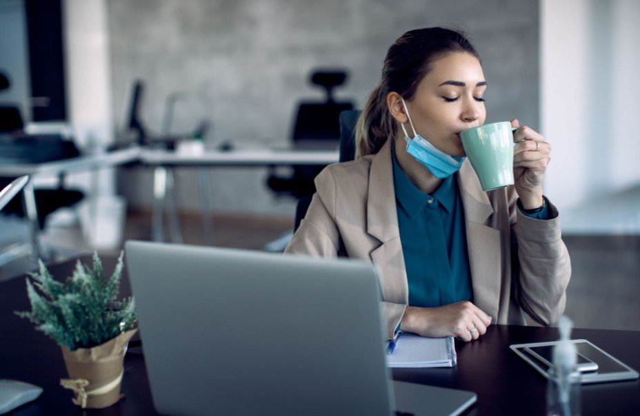 Wellness Habits for Office Workers That Can Change Your Workday